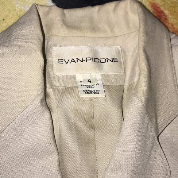 Evan Picone cream size 4 suit jacket and skirt set - Picture 5 of 5